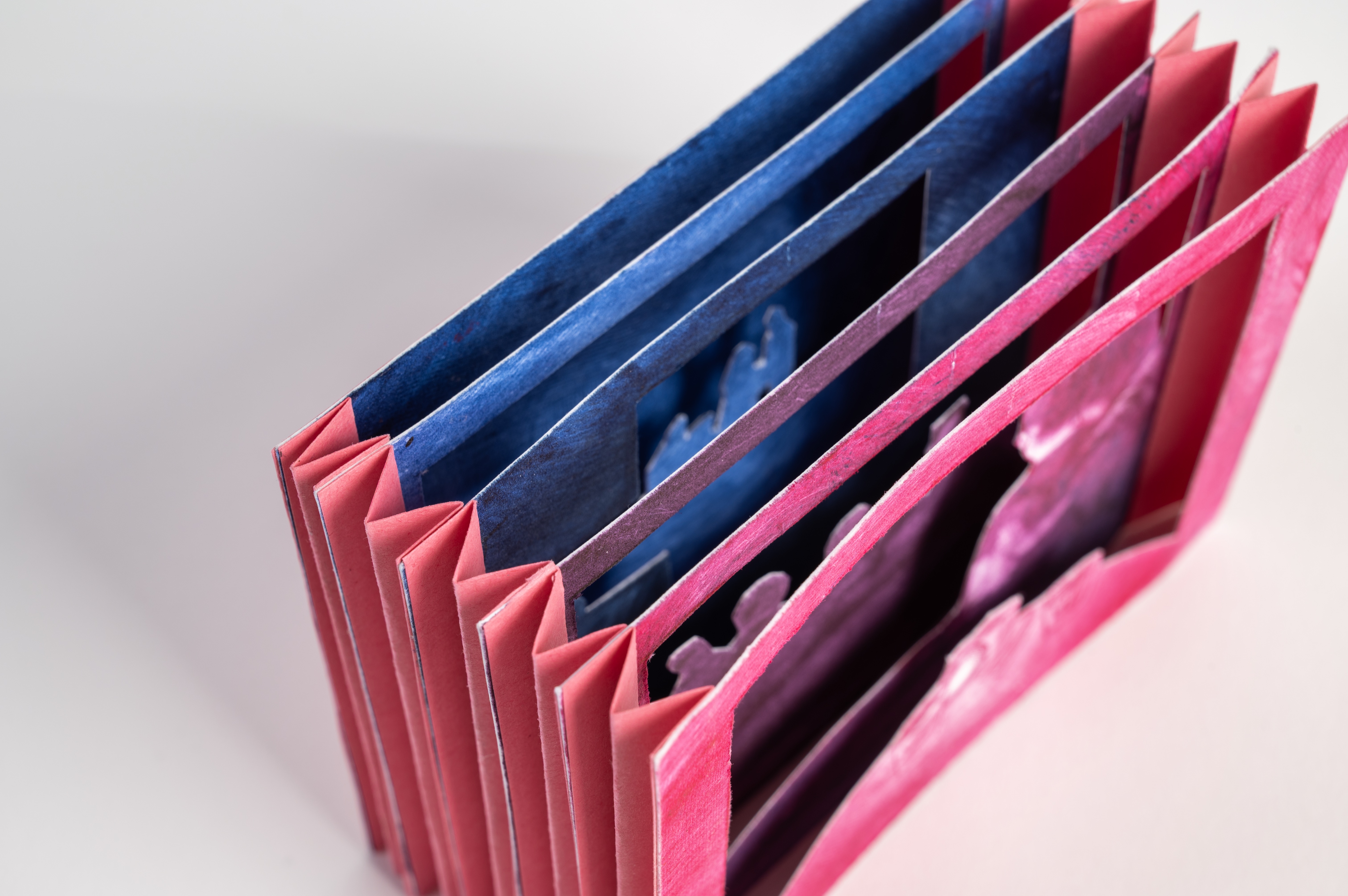 tunnel book